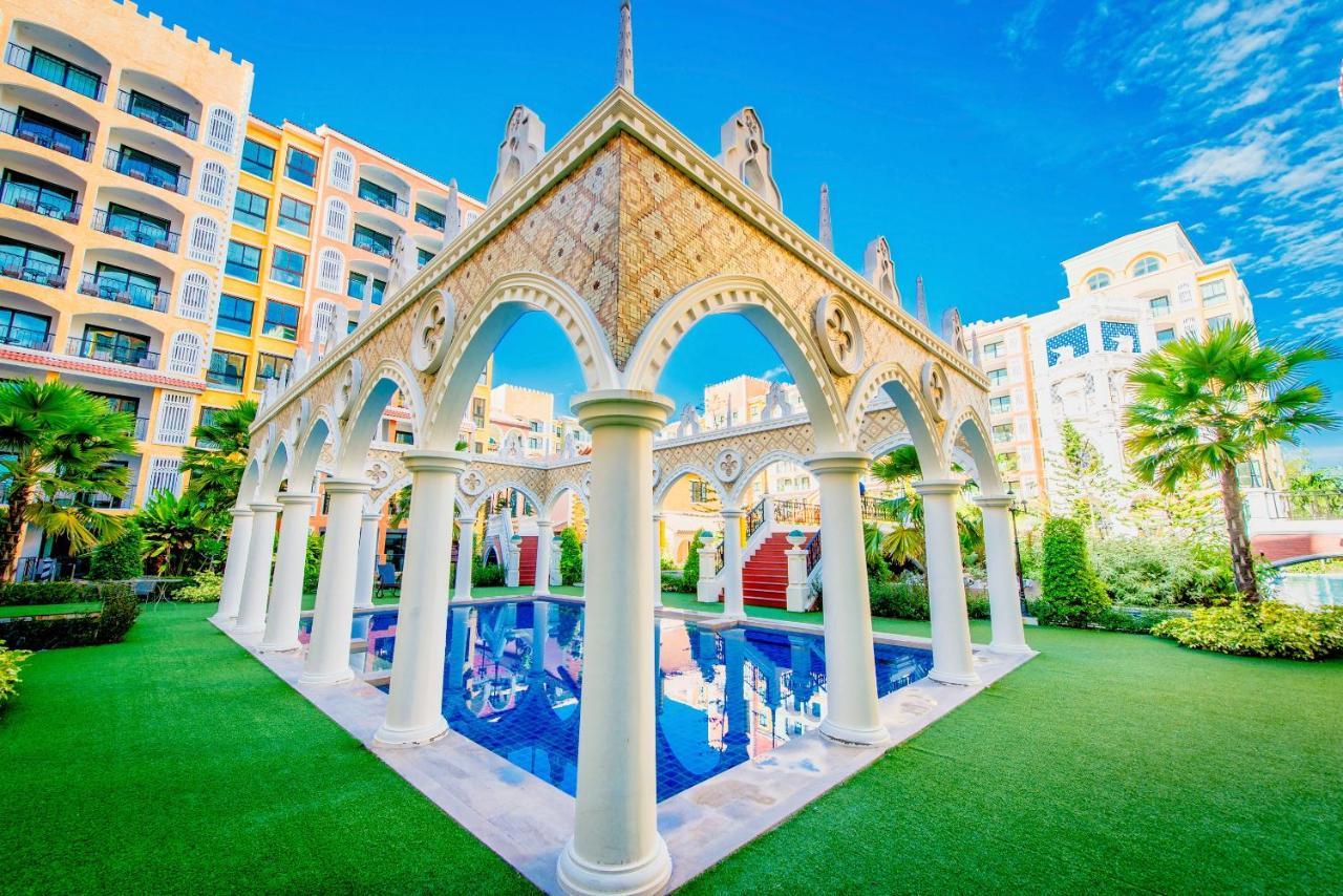 Venetian Residence Pantai Jomtien Luaran gambar