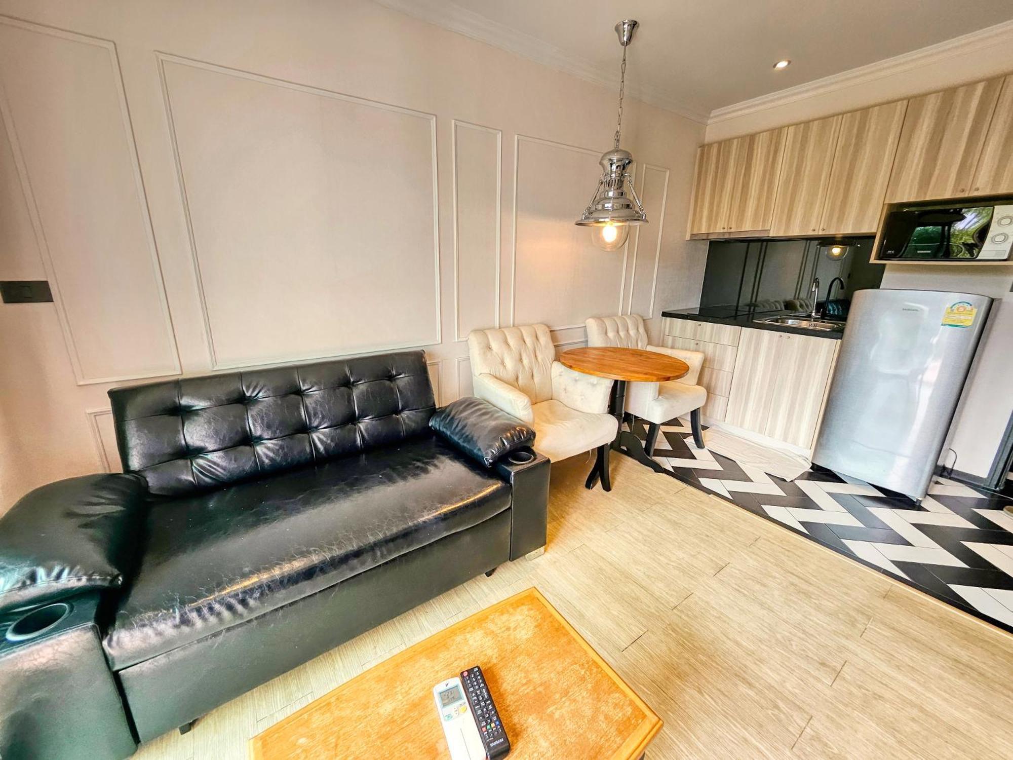 Venetian Residence Pantai Jomtien Luaran gambar