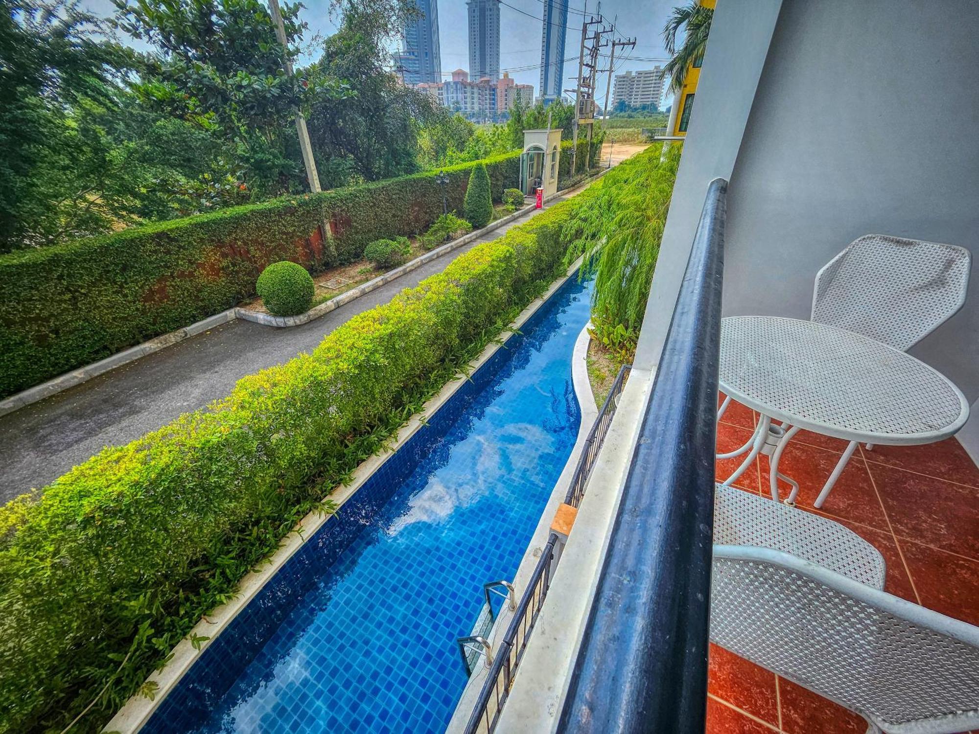 Venetian Residence Pantai Jomtien Luaran gambar