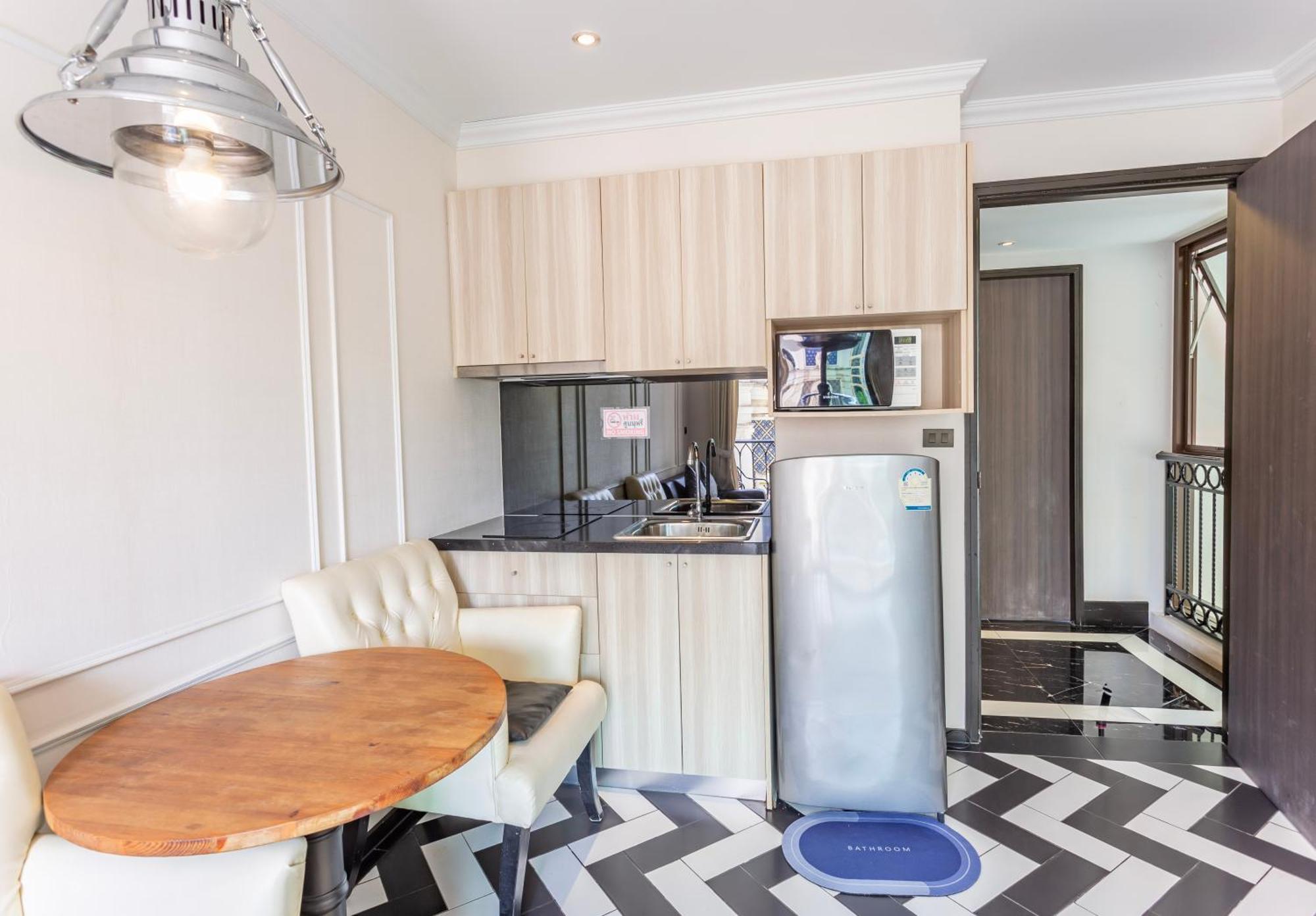 Venetian Residence Pantai Jomtien Luaran gambar